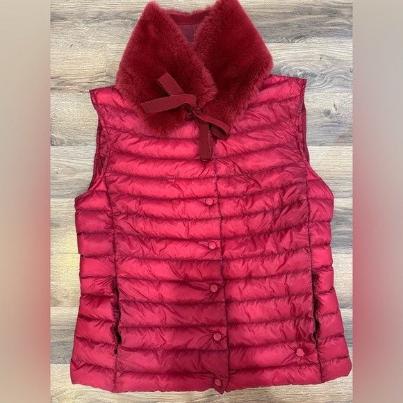 Moncler Burgundy Puffer Vest with Plush Collar - Picture 1 of 4